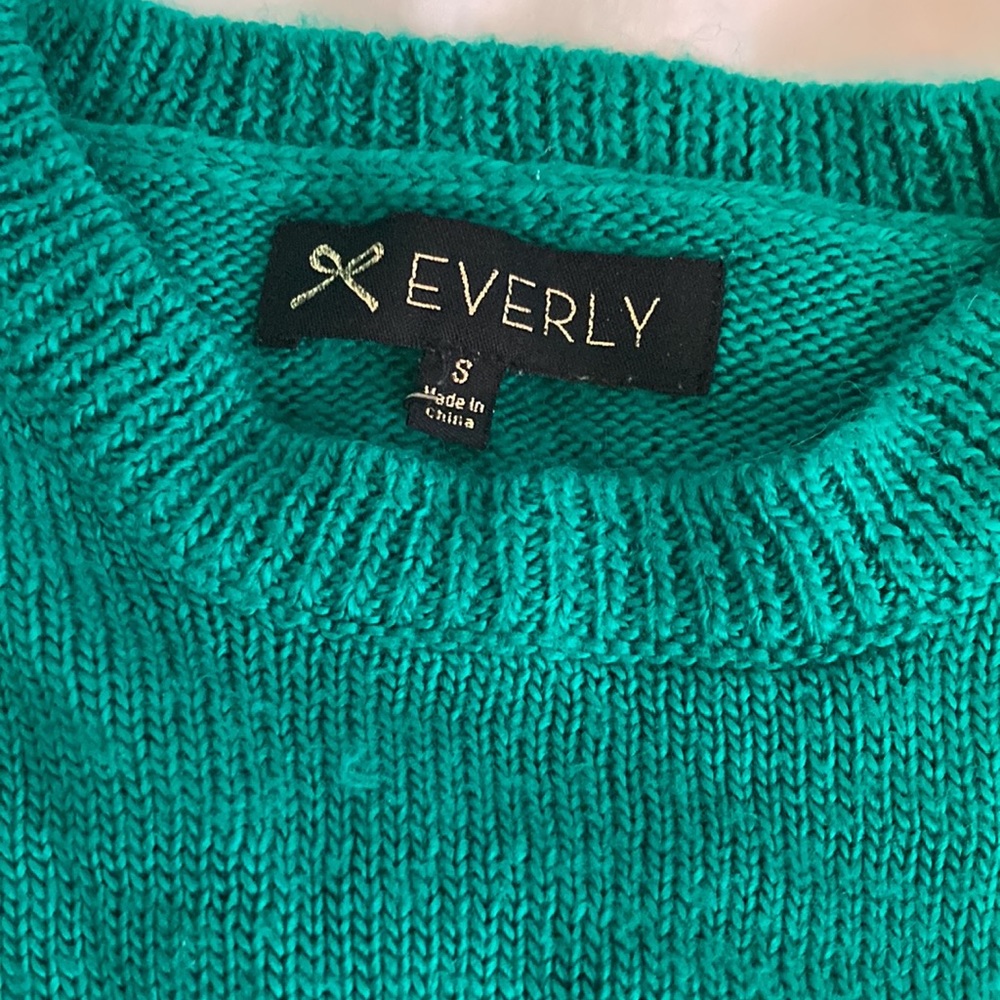 Oversized green sweater - Picture 2 of 2